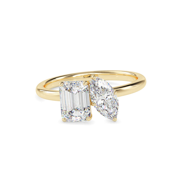 emerald and marquise toi et moi lab-grown diamond ring in yellow gold