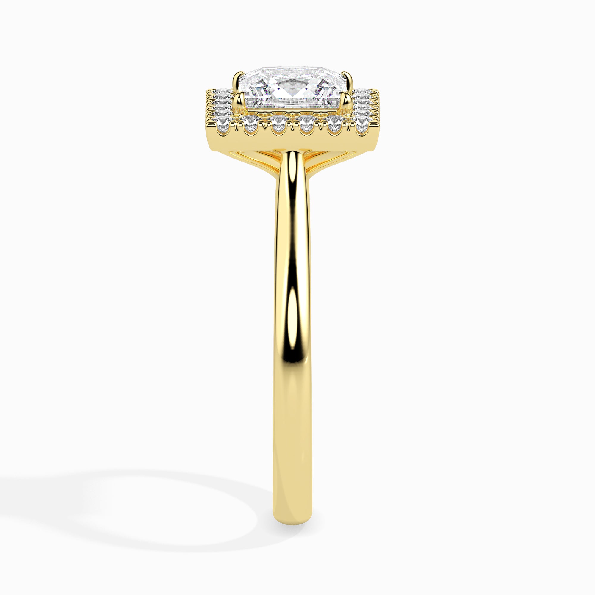 princess cut halo diamond ring in yellow gold