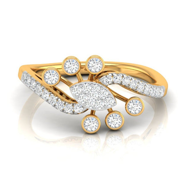 round cut cluster diamond ring in yellow gold